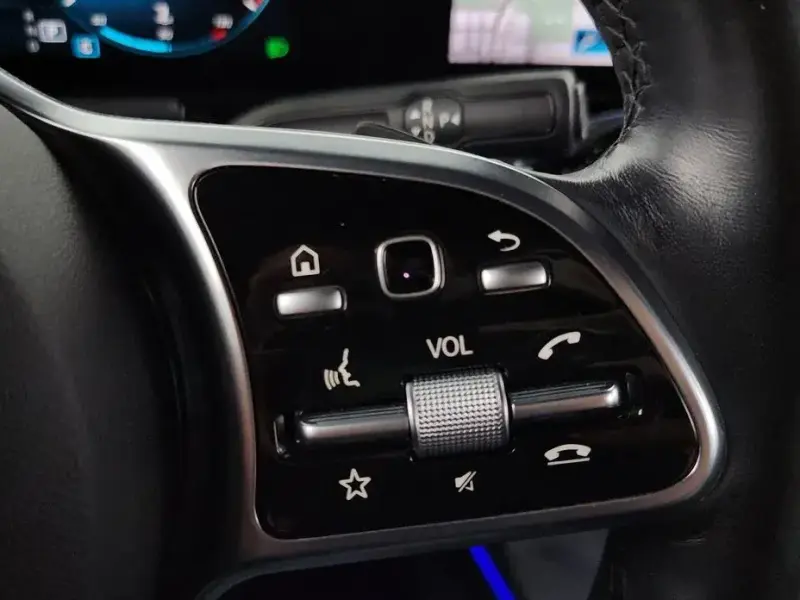 2021 Mercedes-Benz GLA с пробегом 48 833 км
