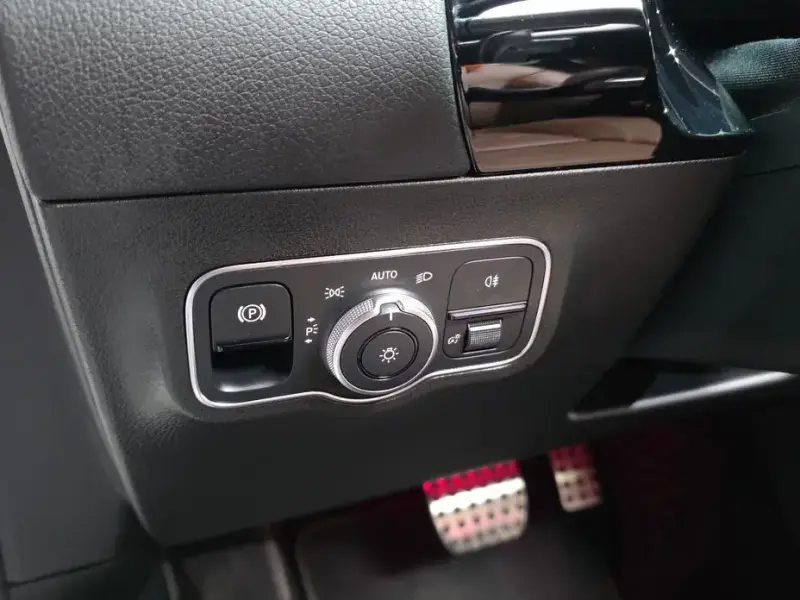 2021 Mercedes-Benz GLA с пробегом 34 178 км