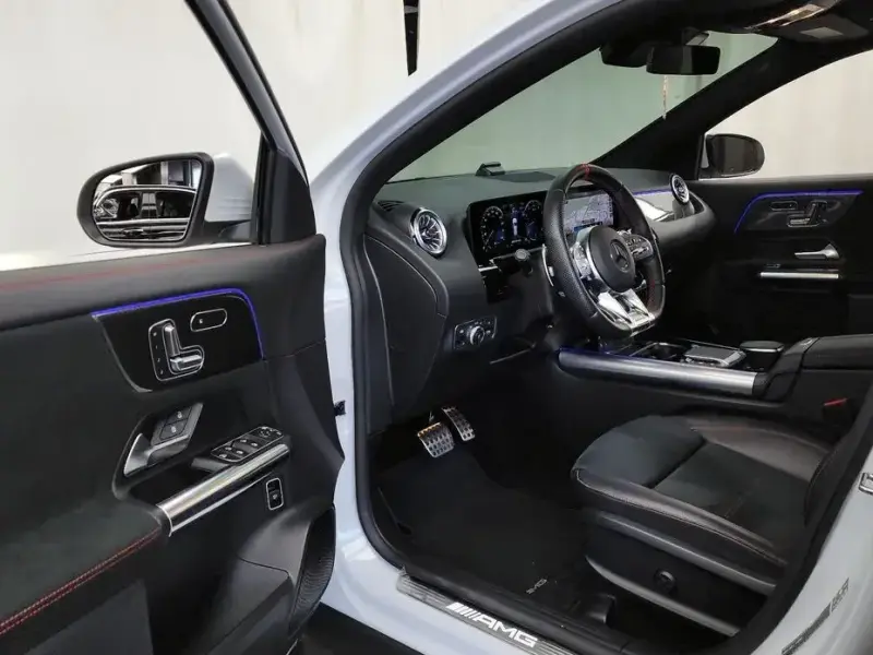 2022 Mercedes-Benz GLA с пробегом 28 903 км