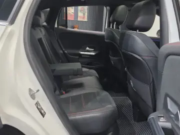 2022 Mercedes-Benz GLA с пробегом 57 521 км