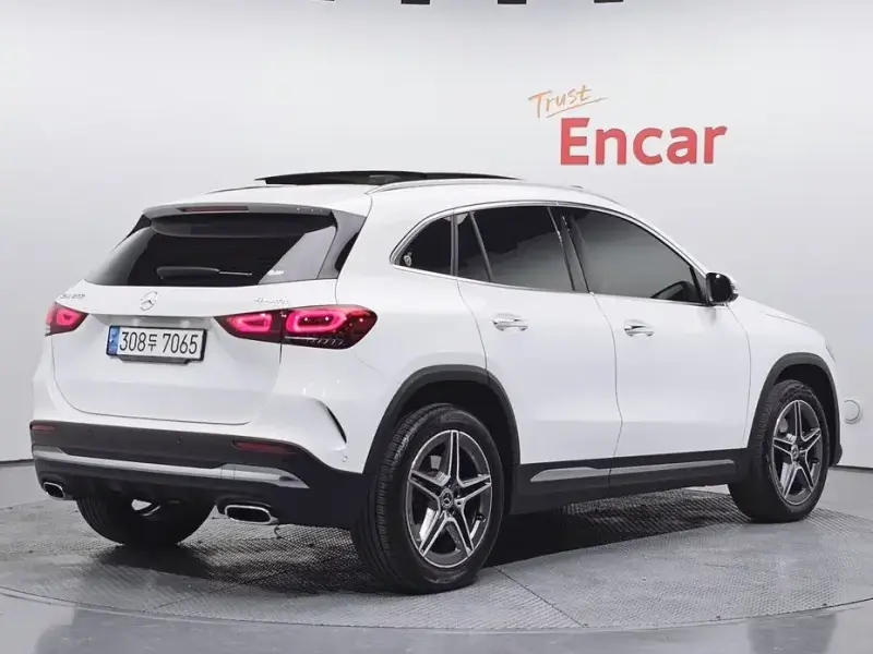 2023 Mercedes-Benz GLA с пробегом 26 158 км