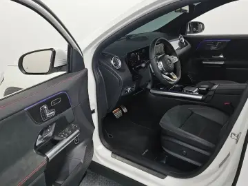 2023 Mercedes-Benz GLA с пробегом 26 158 км