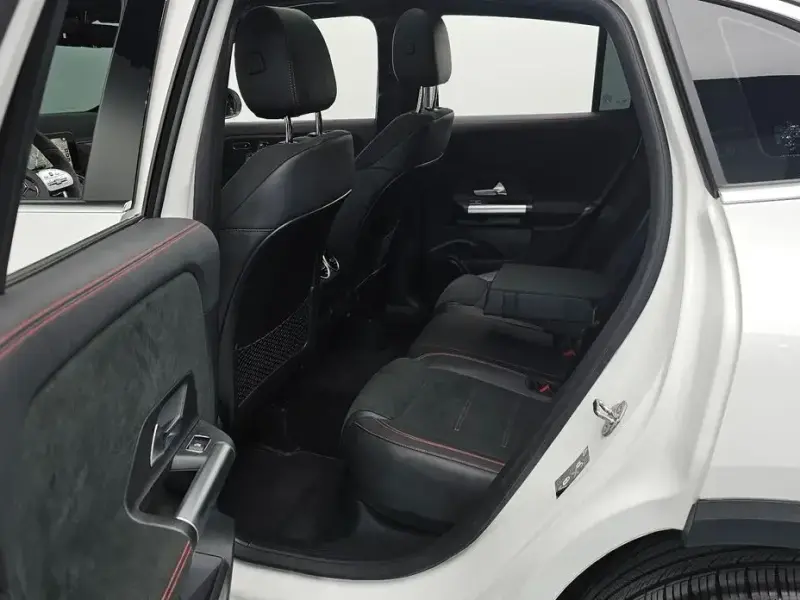 2023 Mercedes-Benz GLA с пробегом 26 158 км