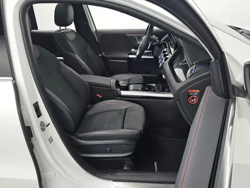 2023 Mercedes-Benz GLA с пробегом 26 158 км