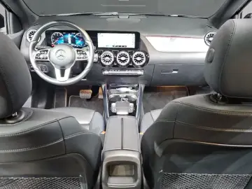 2021 Mercedes-Benz GLA с пробегом 30 805 км