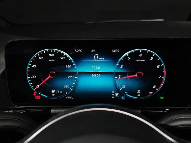 2021 Mercedes-Benz GLA с пробегом 30 805 км