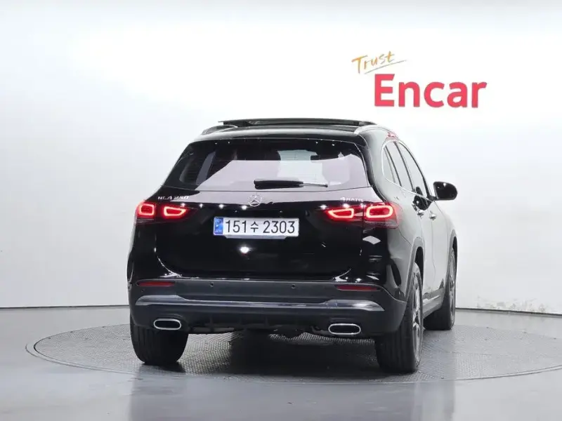 2021 Mercedes-Benz GLA с пробегом 63 659 км