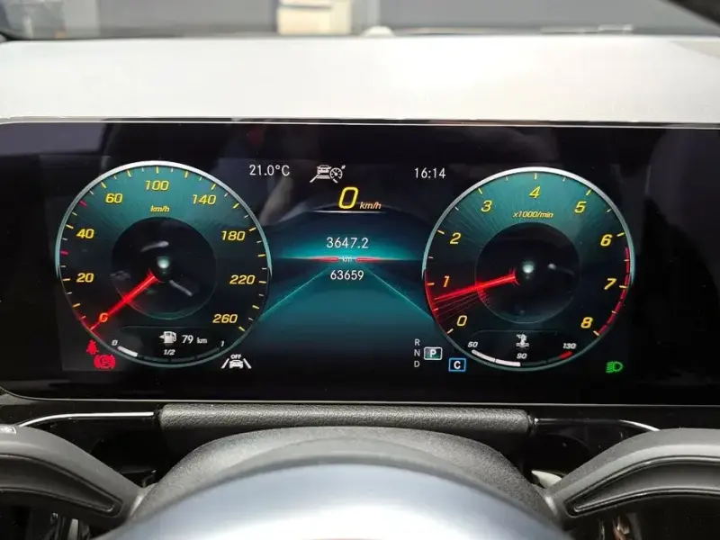 2021 Mercedes-Benz GLA с пробегом 63 659 км