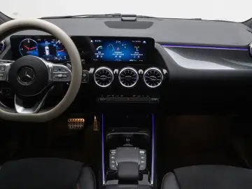 2022 Mercedes-Benz GLA с пробегом 15 392 км