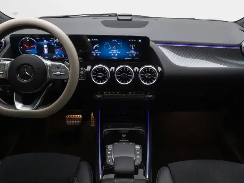 2022 Mercedes-Benz GLA с пробегом 15 392 км