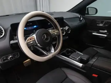 2022 Mercedes-Benz GLA с пробегом 15 392 км