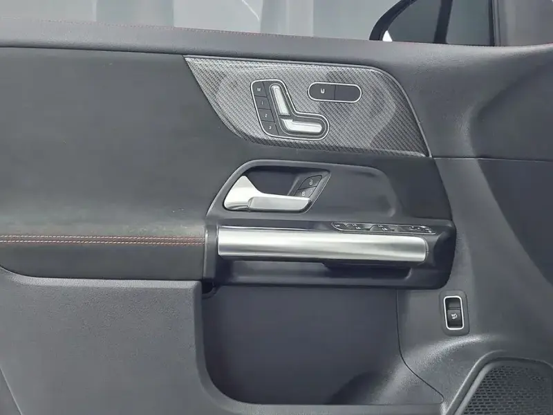 2020 Mercedes-Benz GLA с пробегом 59 415 км