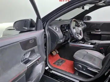 2022 Mercedes-Benz GLA с пробегом 30 209 км