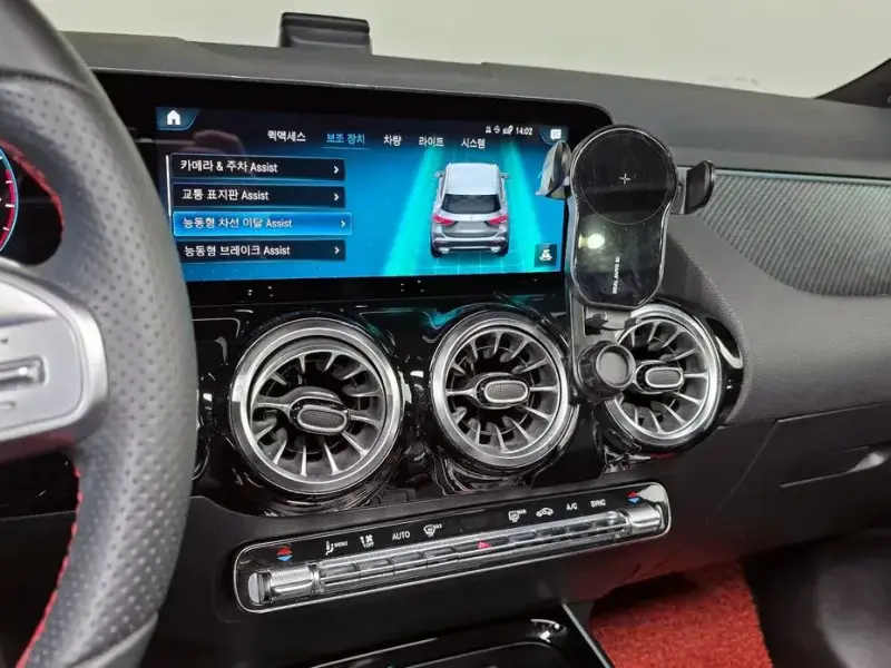 2022 Mercedes-Benz GLA с пробегом 30 209 км