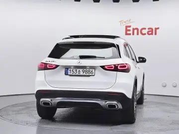 2021 Mercedes-Benz GLA с пробегом 90 594 км
