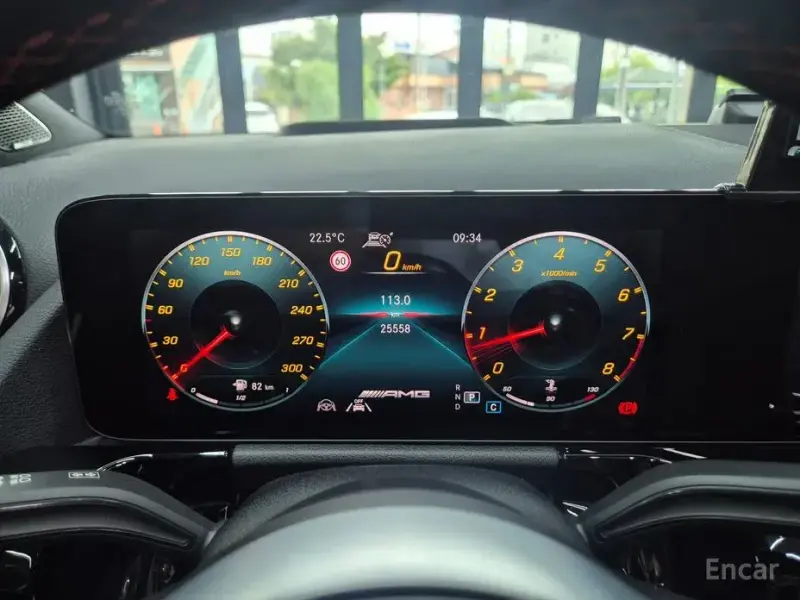 2021 Mercedes-Benz GLA с пробегом 25 445 км