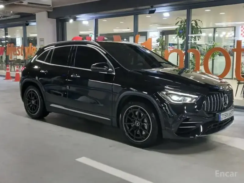 2022 Mercedes-Benz GLA с пробегом 18 500 км