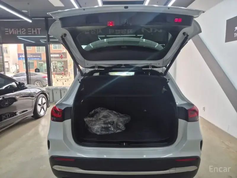 2021 Mercedes-Benz GLA с пробегом 25 445 км