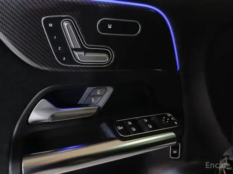 2022 Mercedes-Benz GLA с пробегом 18 500 км