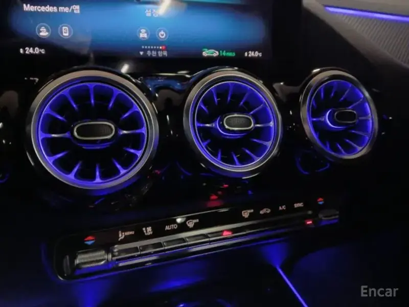 2022 Mercedes-Benz GLA с пробегом 18 500 км