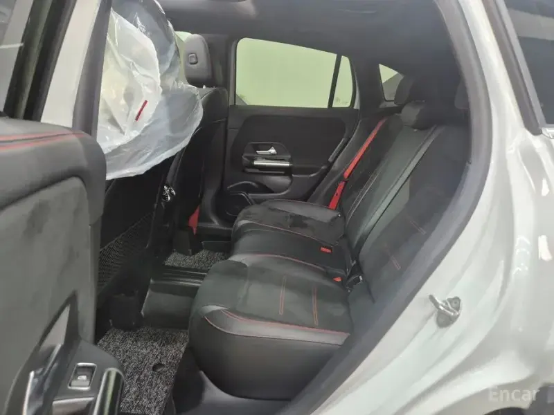 2021 Mercedes-Benz GLA с пробегом 25 445 км