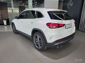 2021 Mercedes-Benz GLA с пробегом 40 386 км