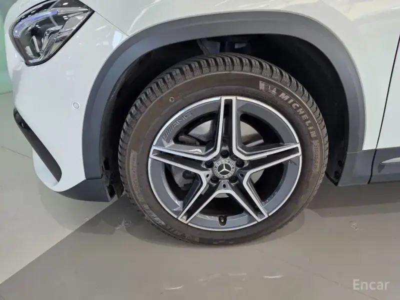 2021 Mercedes-Benz GLA с пробегом 40 386 км