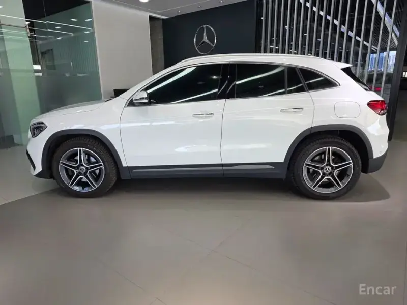 2021 Mercedes-Benz GLA с пробегом 40 386 км