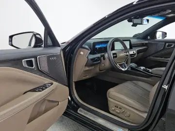 2023 Kia K8 с пробегом 28 462 км