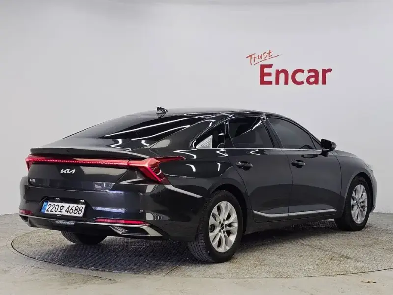 2023 Kia K8 с пробегом 74 058 км