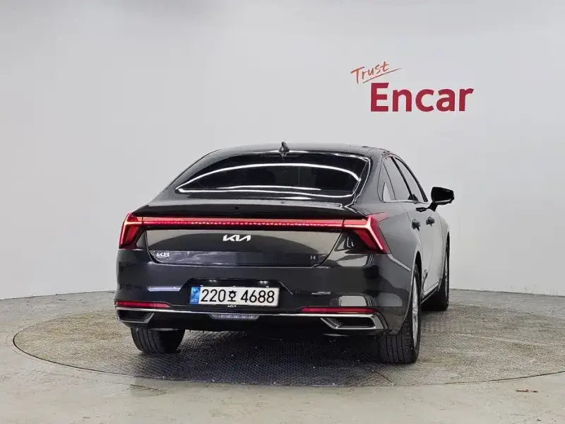2023 Kia K8 с пробегом 74 058 км