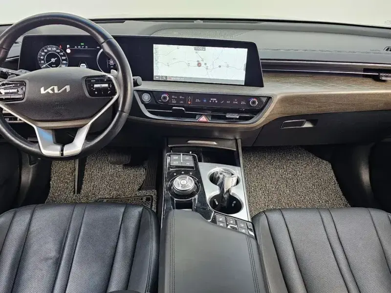2023 Kia K8 с пробегом 74 058 км