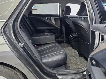 2023 Kia K8 с пробегом 74 058 км