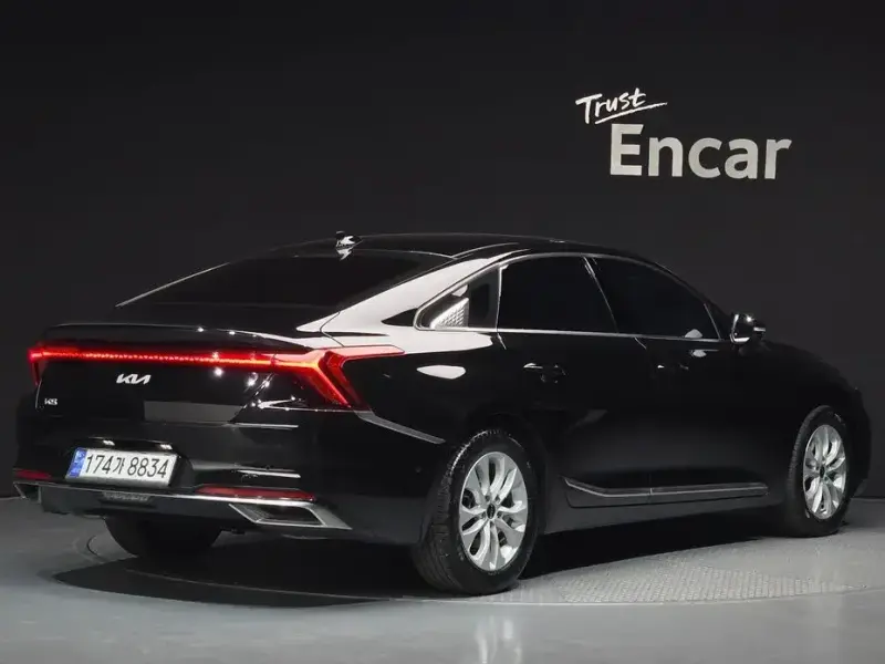2023 Kia K8 с пробегом 75 643 км