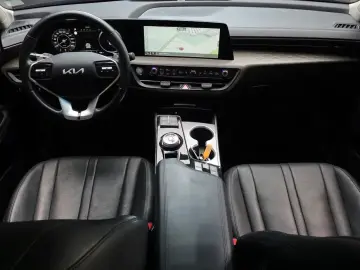 2023 Kia K8 с пробегом 75 643 км