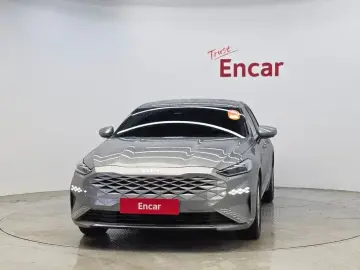 2023 Kia K8 с пробегом 23 126 км