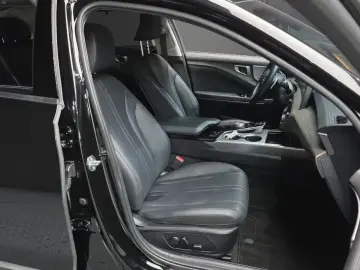 2023 Kia K8 с пробегом 75 643 км