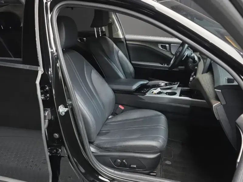 2023 Kia K8 с пробегом 75 643 км