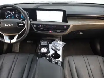 2023 Kia K8 с пробегом 23 126 км