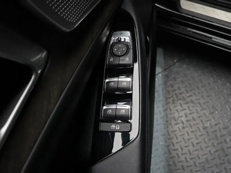 2023 Kia K8 с пробегом 75 643 км