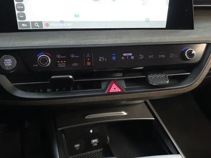 2023 Kia K8 с пробегом 23 126 км