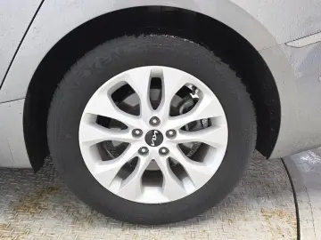 2023 Kia K8 с пробегом 23 126 км