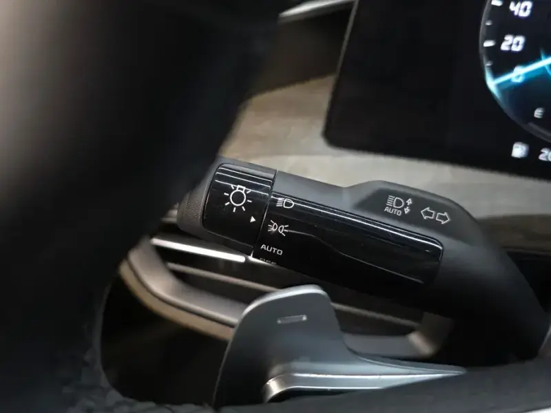 2023 Kia K8 с пробегом 23 126 км