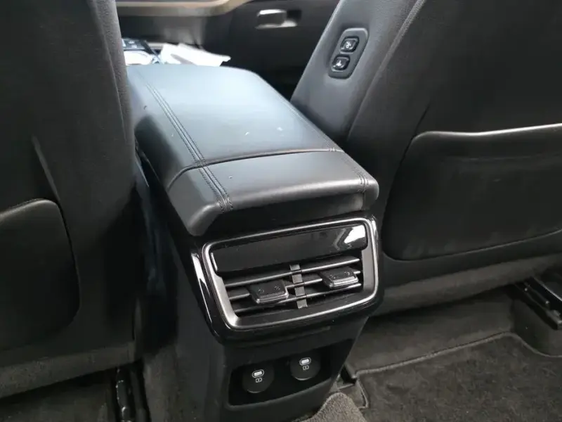 2023 Kia K8 с пробегом 23 126 км
