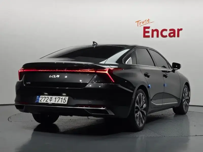 2023 Kia K8 с пробегом 39 384 км