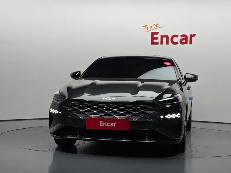 2023 Kia K8 с пробегом 39 384 км
