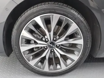 2023 Kia K8 с пробегом 39 384 км