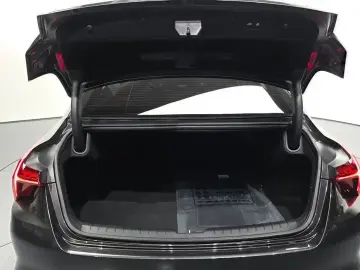 2023 Kia K8 с пробегом 39 384 км