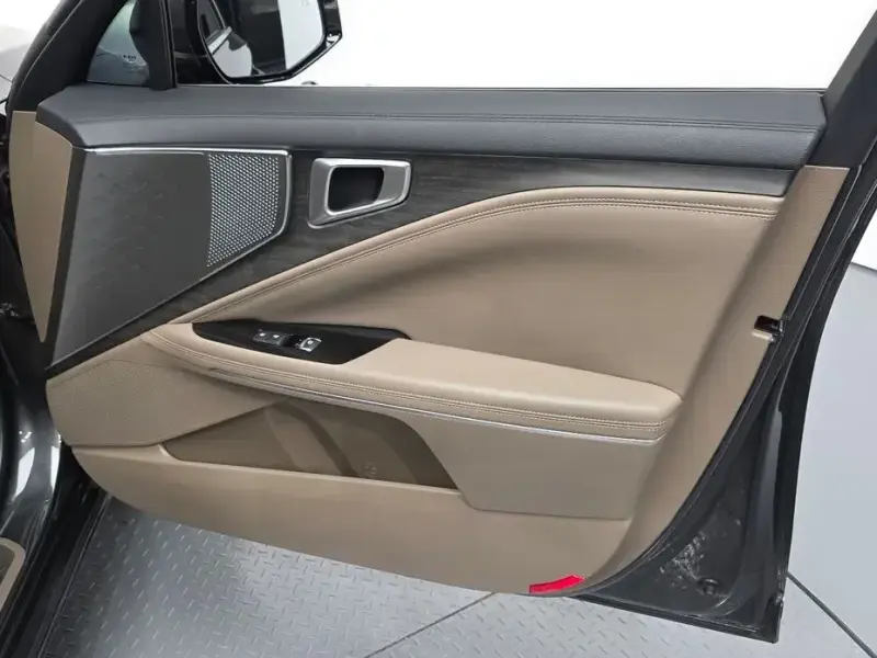2023 Kia K8 с пробегом 39 384 км