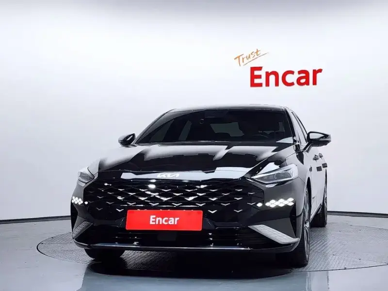 2023 Kia K8 с пробегом 13 203 км